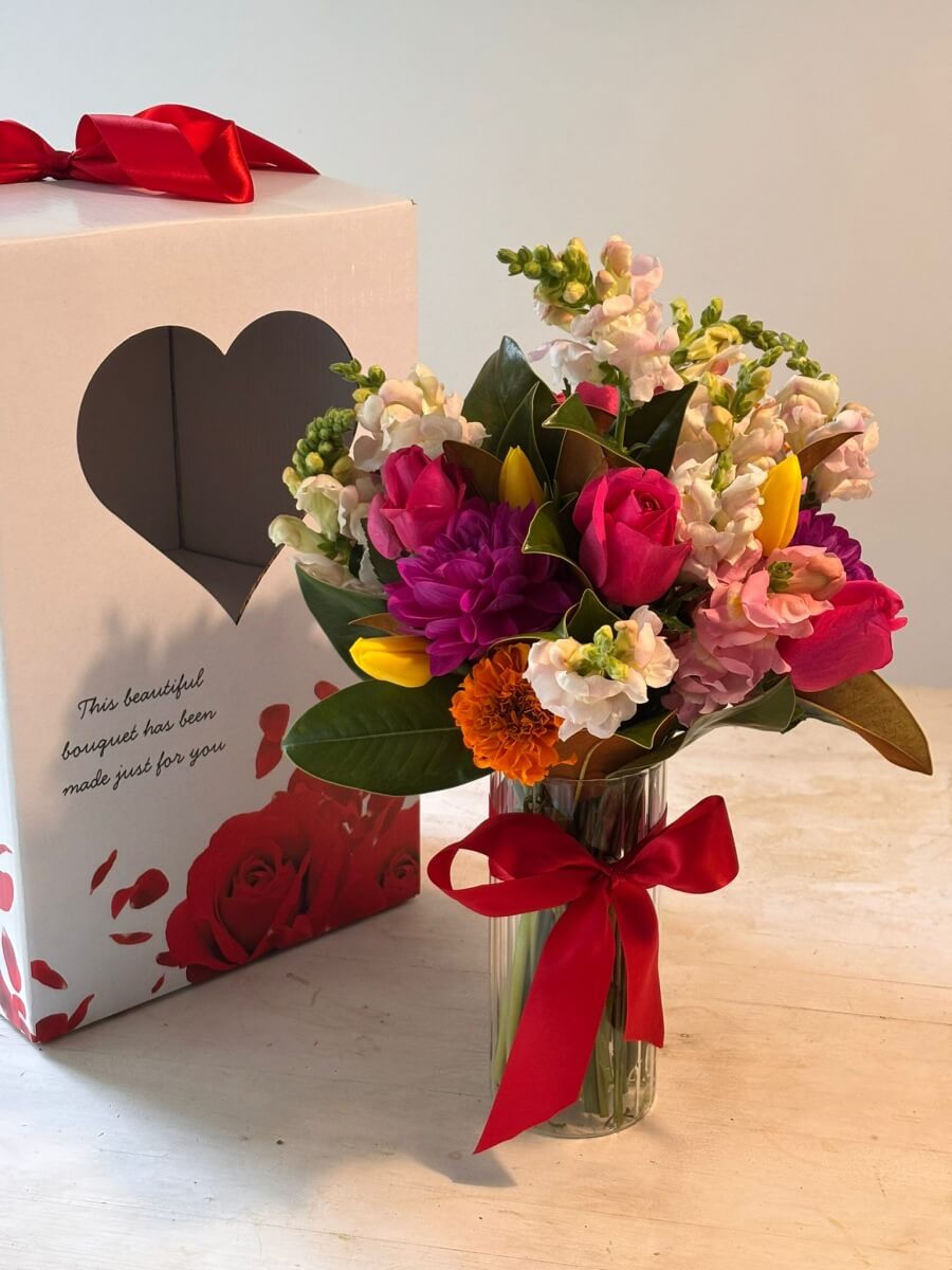 mothers day flowers delivery boxed melbourne